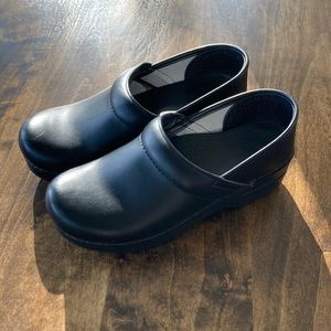 Dansko Clogs Black Size 37